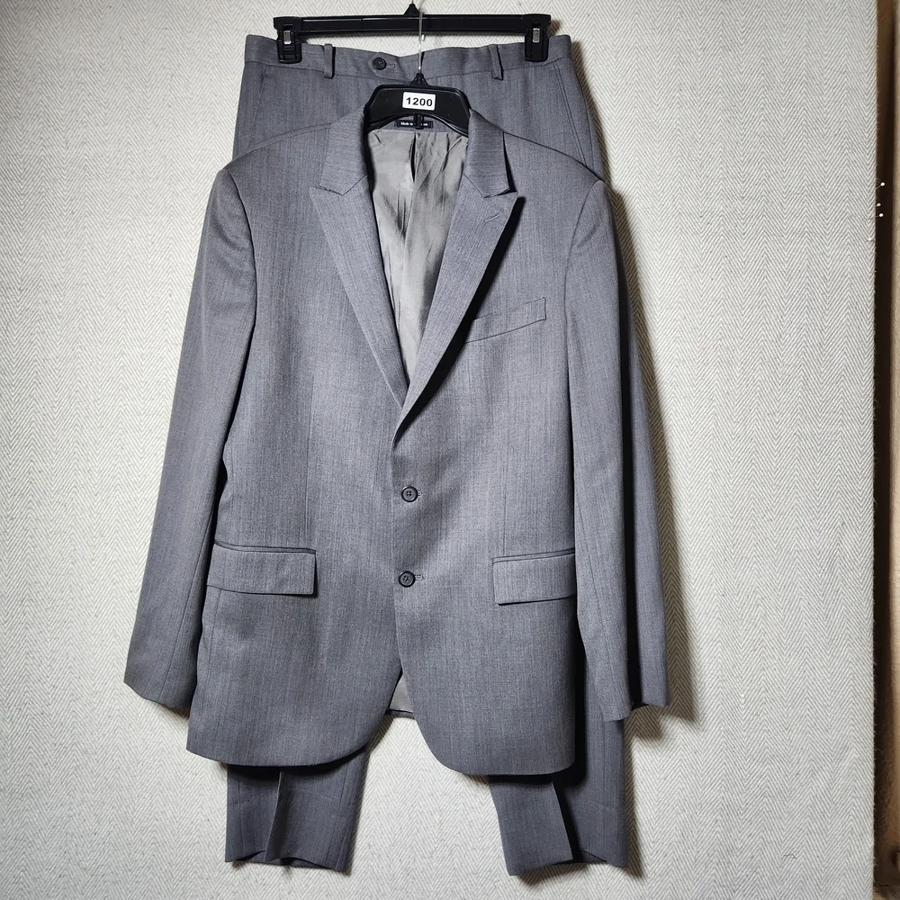 Egara Peak Lapel Slim Fit 100% Wool 2 Piece Mens 44R Gray Suit 33x30